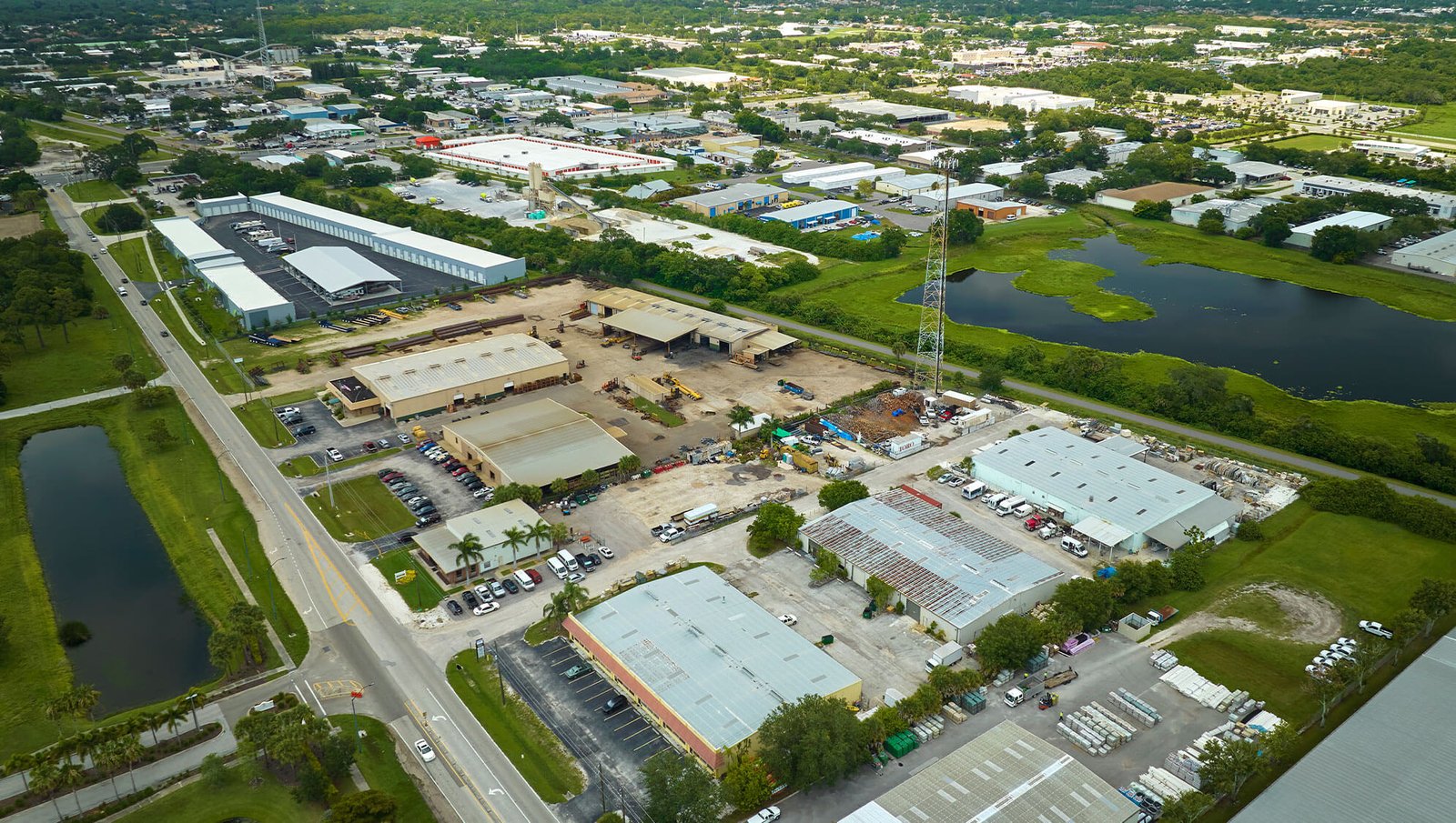 Overview of key industries in Northwest Georgia, including manufacturing, healthcare, and agriculture, driving the region’s economy.